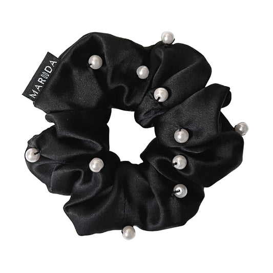 scrunchie large in tessuto riciclato nero con perle